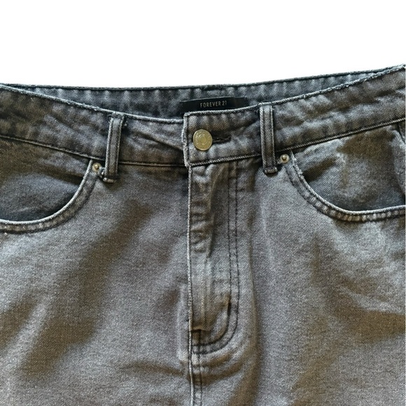 Forever 21 Black Denim Skirt Size Medium (M) - Picture 4 of 5